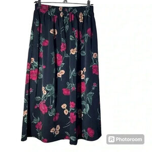 JOANNA black A line floral printed skirt pull on elastics waist size medium